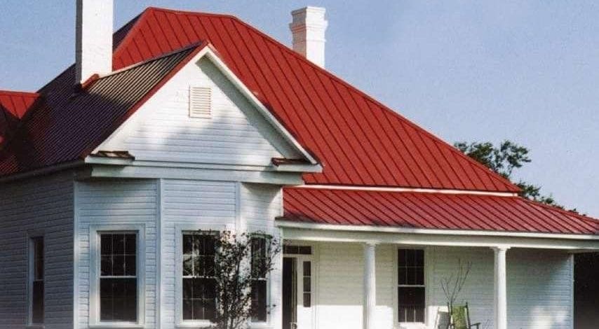 Different types of metal roofs