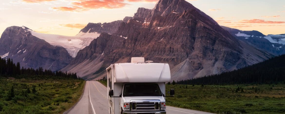 RV roofing pros cons
